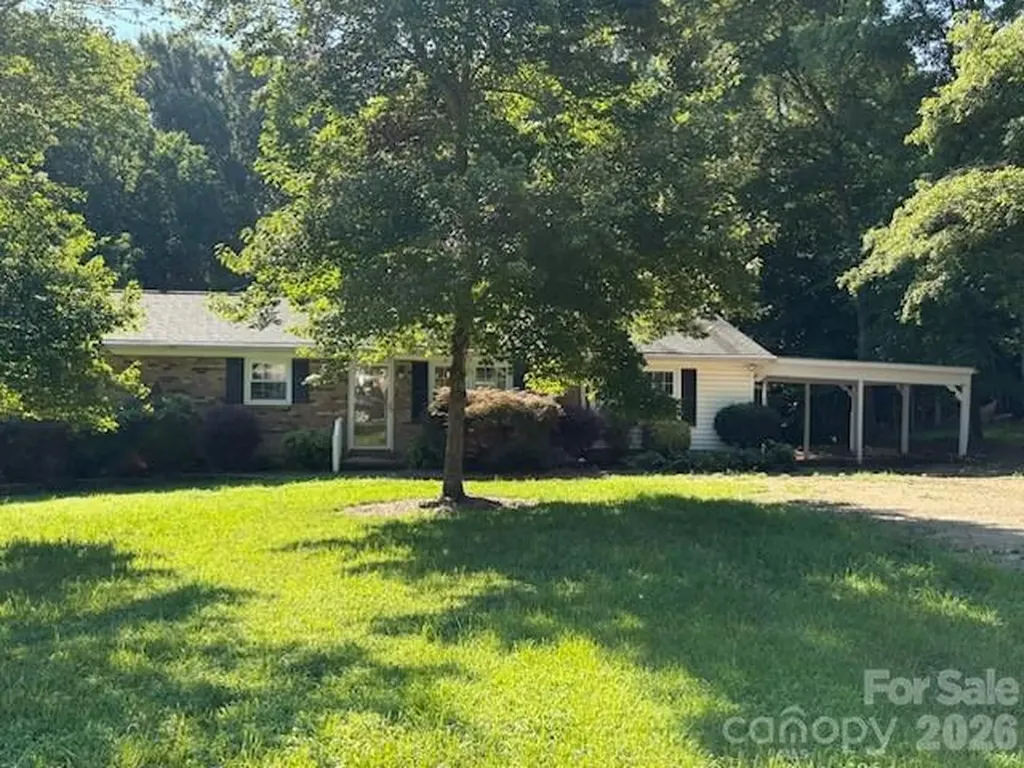 6081 Cambridge Drive Harrisburg NC 28075
