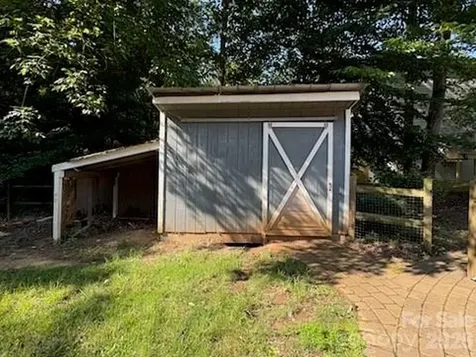 6081 Cambridge Drive Harrisburg NC 28075