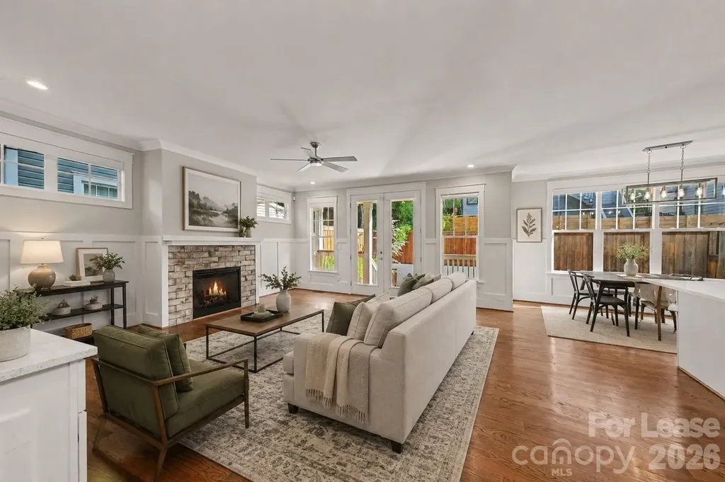 1919 Hamorton Place Charlotte NC 28205