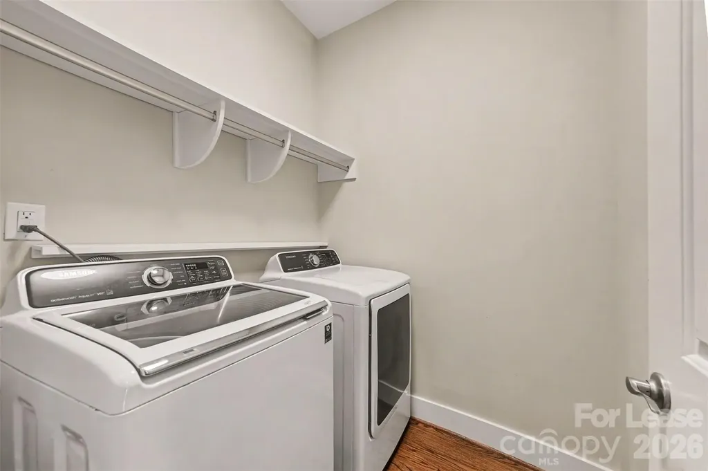 1919 Hamorton Place Charlotte NC 28205