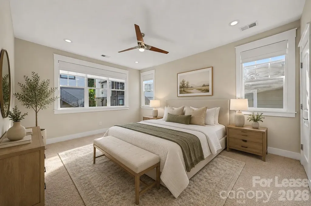1919 Hamorton Place Charlotte NC 28205