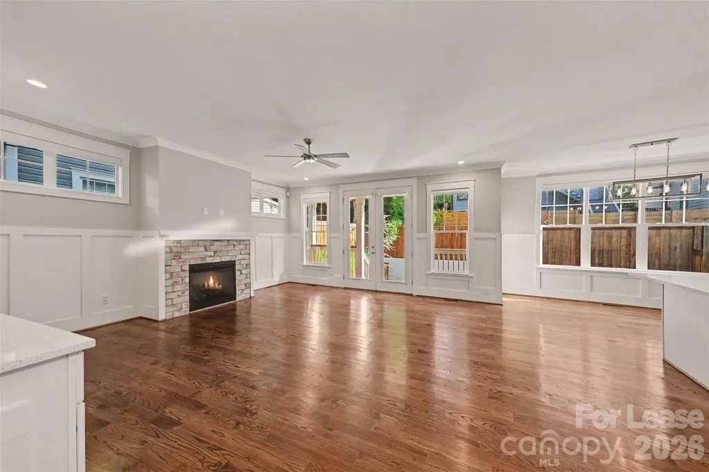 1919 Hamorton Place Charlotte NC 28205