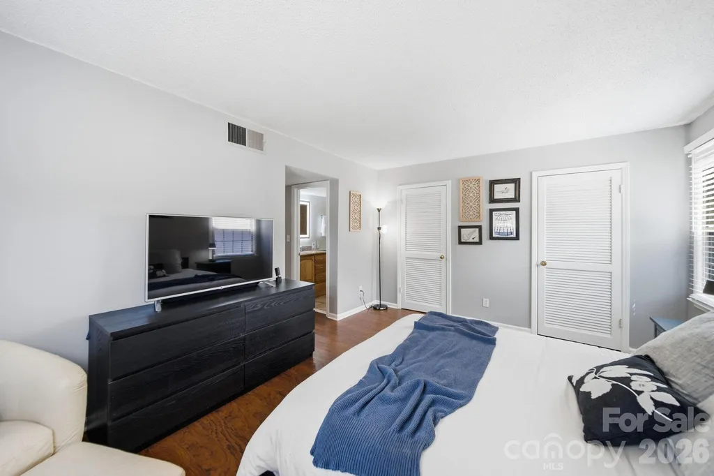 4739 Hedgemore Drive Charlotte NC 28209
