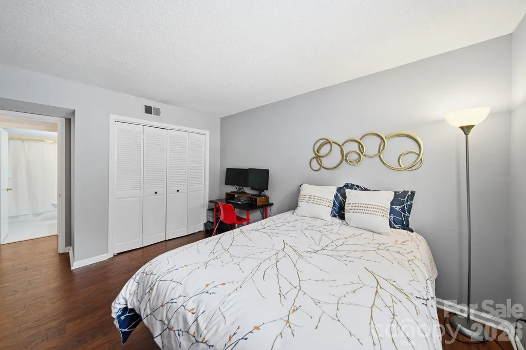 4739 Hedgemore Drive Charlotte NC 28209