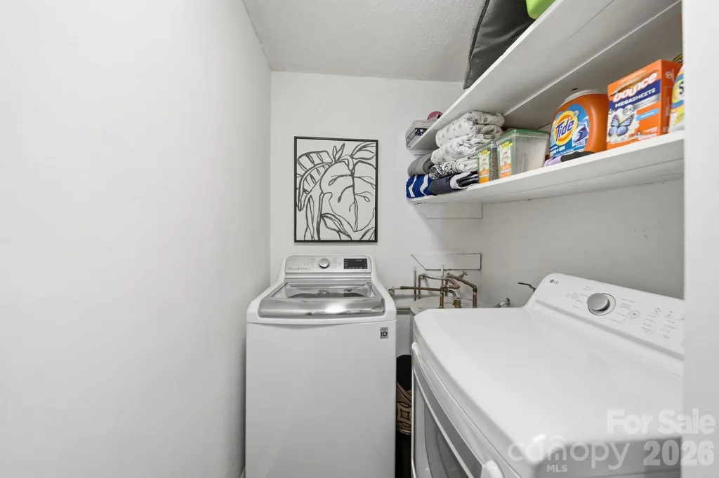 4739 Hedgemore Drive Charlotte NC 28209