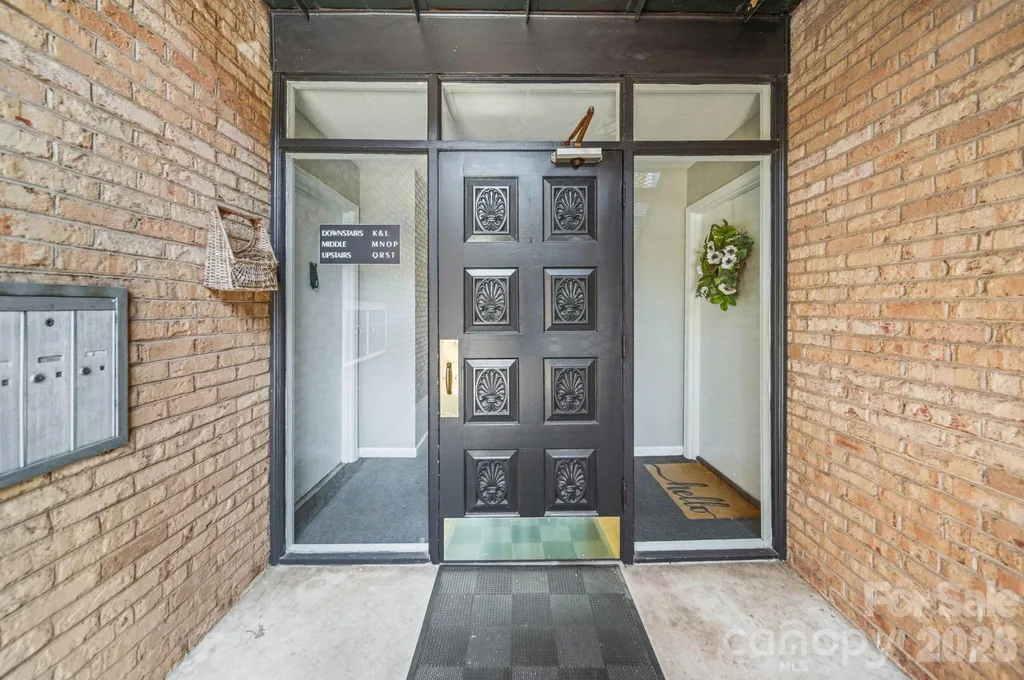 4739 Hedgemore Drive Charlotte NC 28209