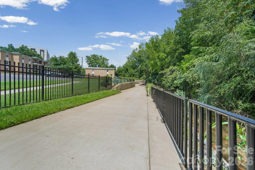 4739 Hedgemore Drive Charlotte NC 28209
