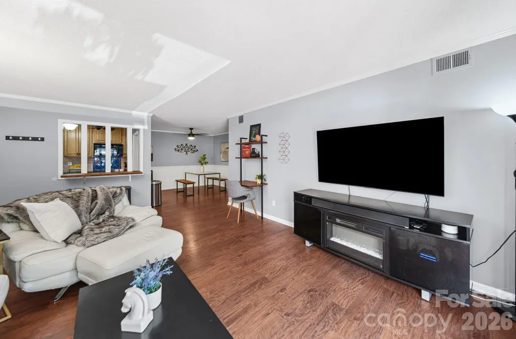 4739 Hedgemore Drive Charlotte NC 28209