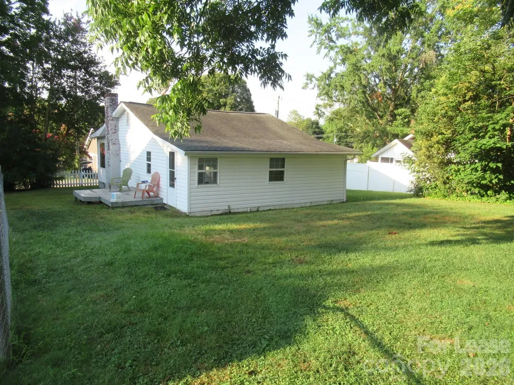 306 W 2nd Street Lincolnton NC 28092