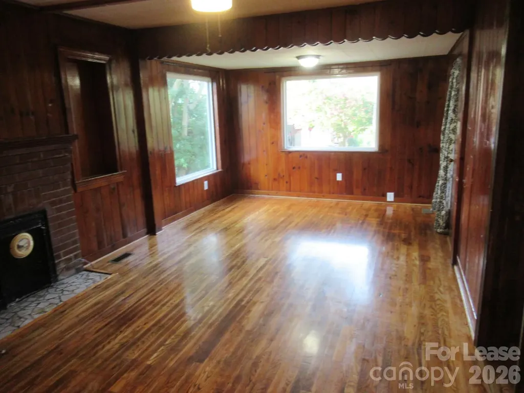 306 W 2nd Street Lincolnton NC 28092