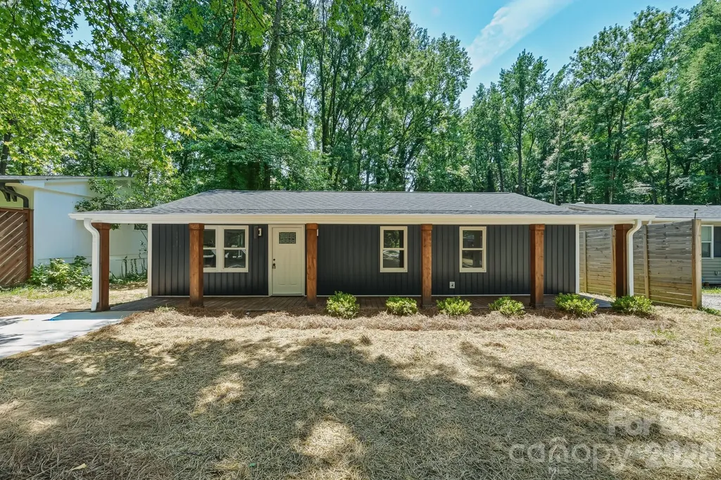 1936 Lakedell Drive Charlotte NC 28215