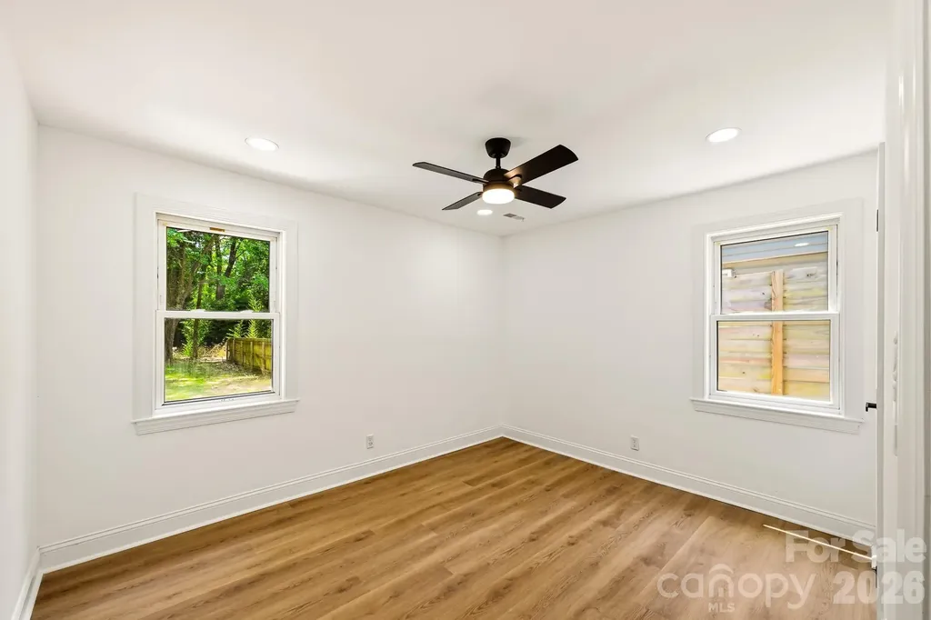 1936 Lakedell Drive Charlotte NC 28215