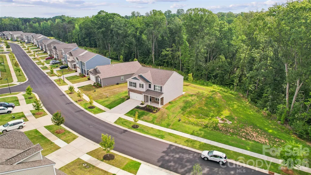 132 Scotsway Court Troutman NC 28166