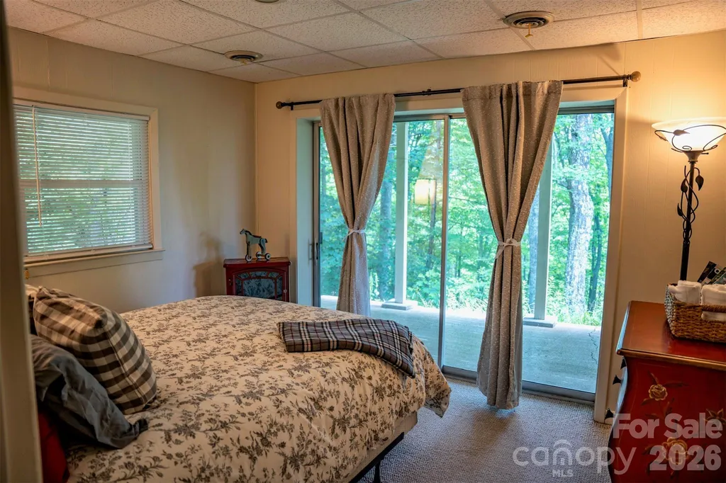 1967 Mckinney Mine Road Spruce Pine NC 28777