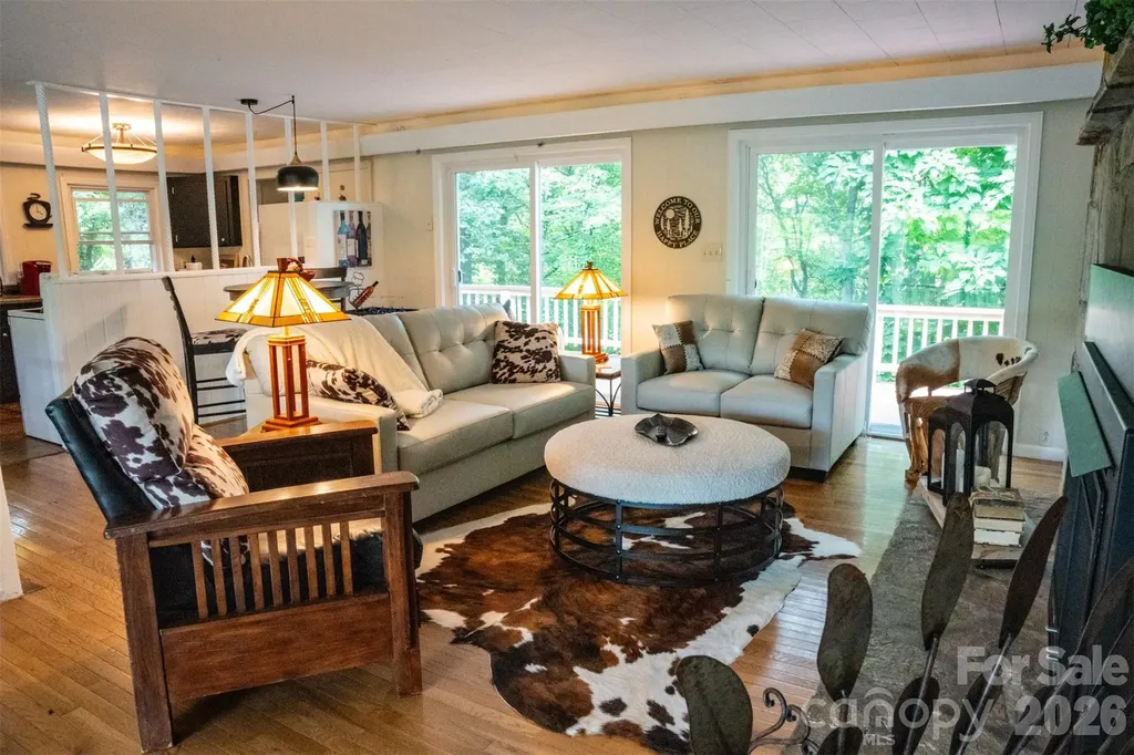 1967 Mckinney Mine Road Spruce Pine NC 28777