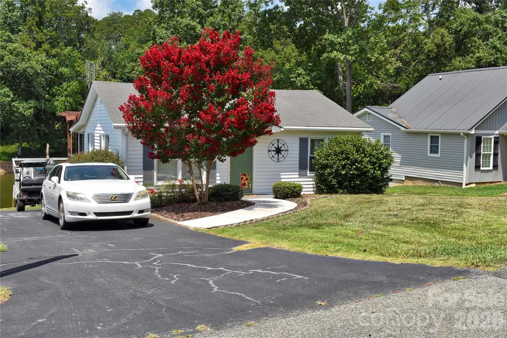 260 Pirates Cove Badin Lake NC 28127