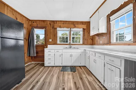 893 7th Street Drive SE Hickory NC 28602