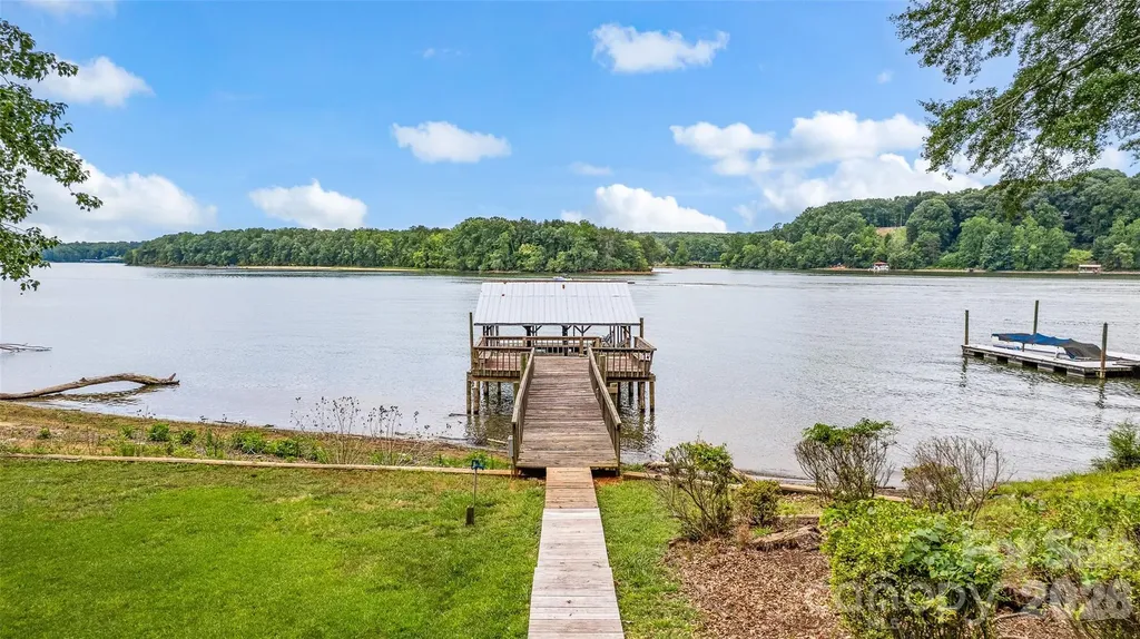 158 Wildwood Trail Drive Statesville NC 28677