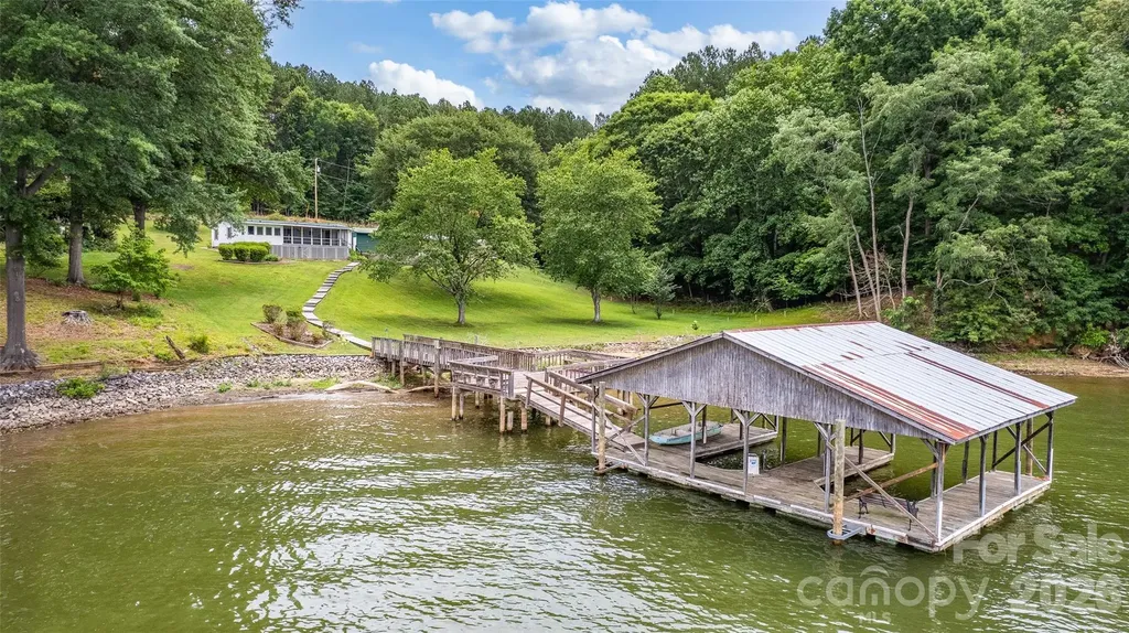 158 Wildwood Trail Drive Statesville NC 28677