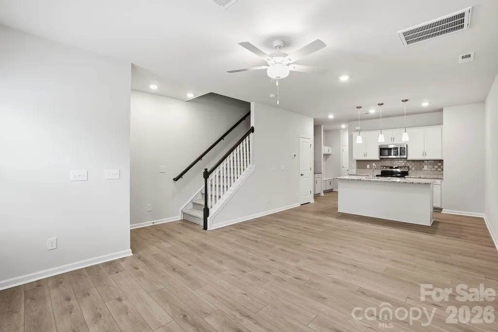5861 Tuckaseegee Road Charlotte NC 28208