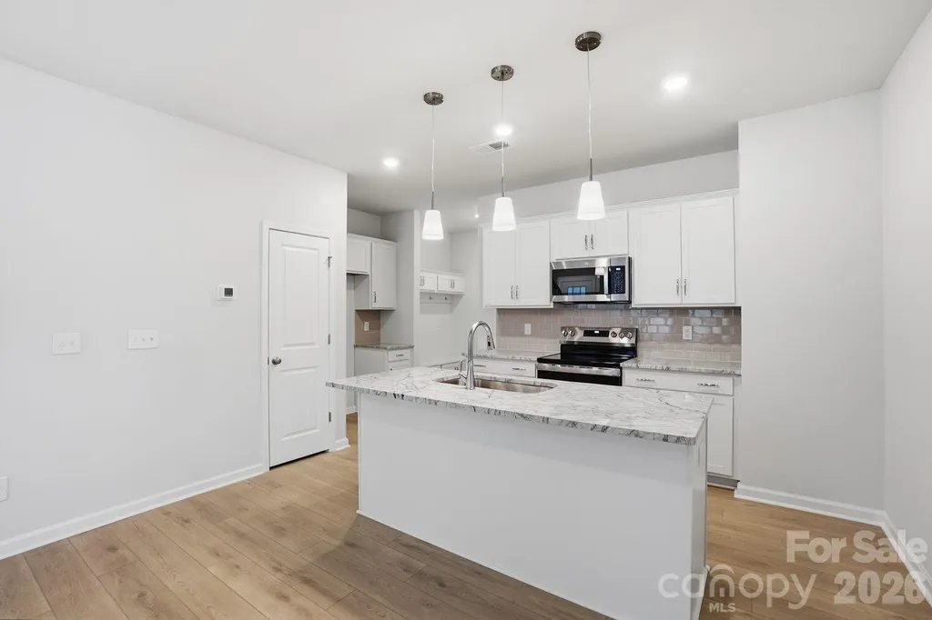 5861 Tuckaseegee Road Charlotte NC 28208