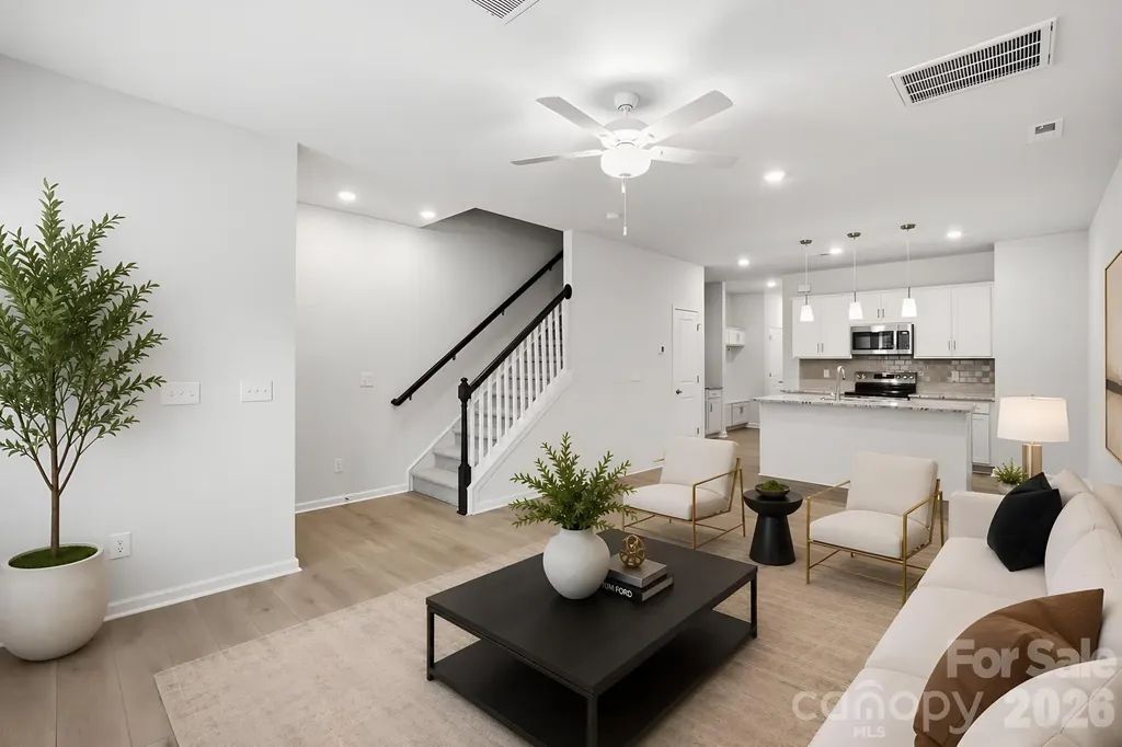 5861 Tuckaseegee Road Charlotte NC 28208