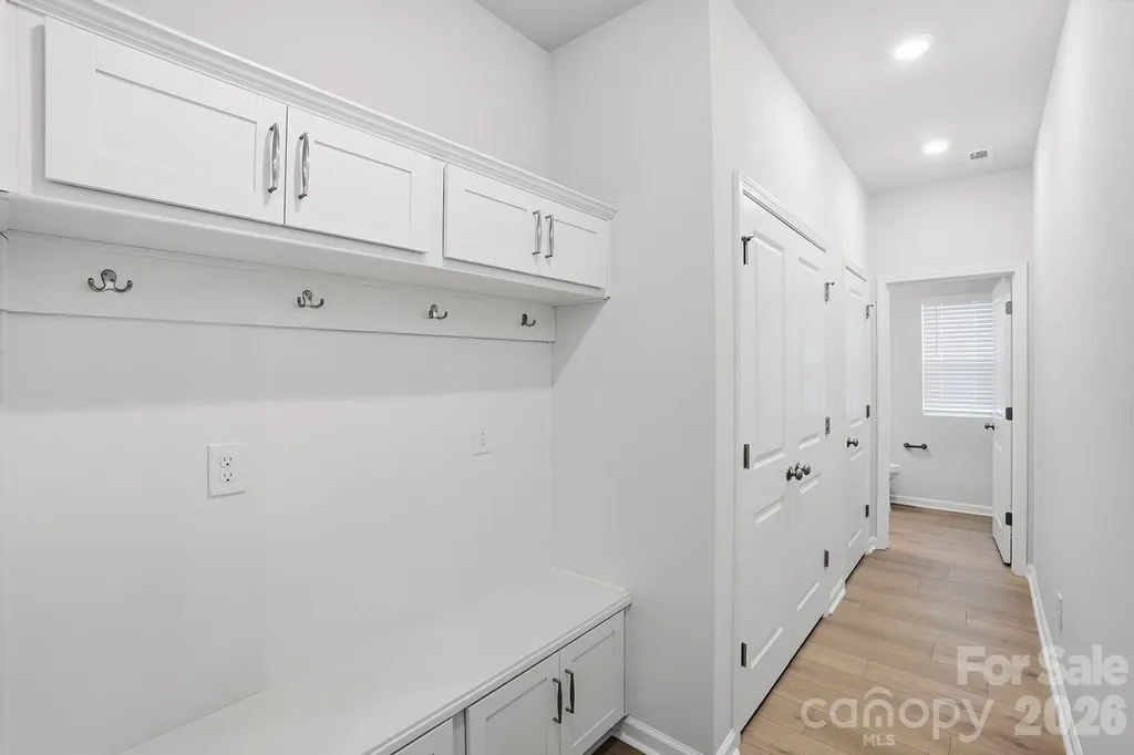 5861 Tuckaseegee Road Charlotte NC 28208