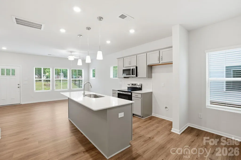 5853 Tuckaseegee Road Charlotte NC 28208
