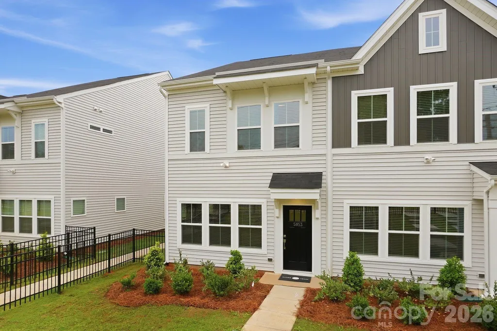 5853 Tuckaseegee Road Charlotte NC 28208