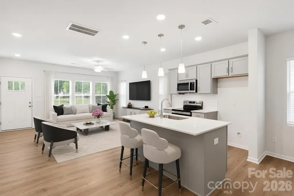 5853 Tuckaseegee Road Charlotte NC 28208