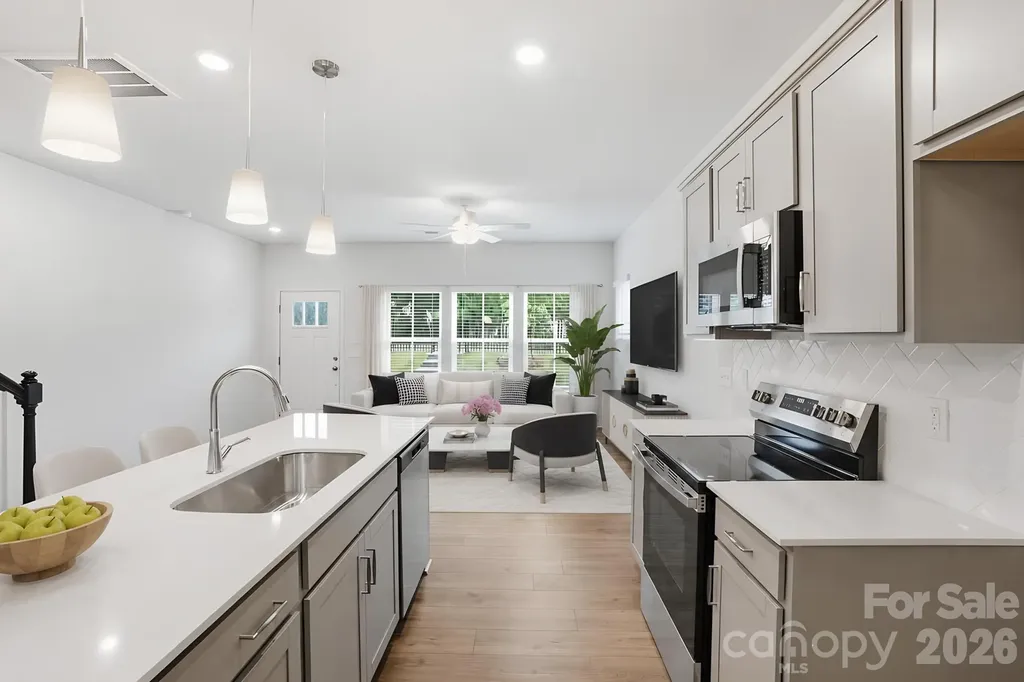 5853 Tuckaseegee Road Charlotte NC 28208