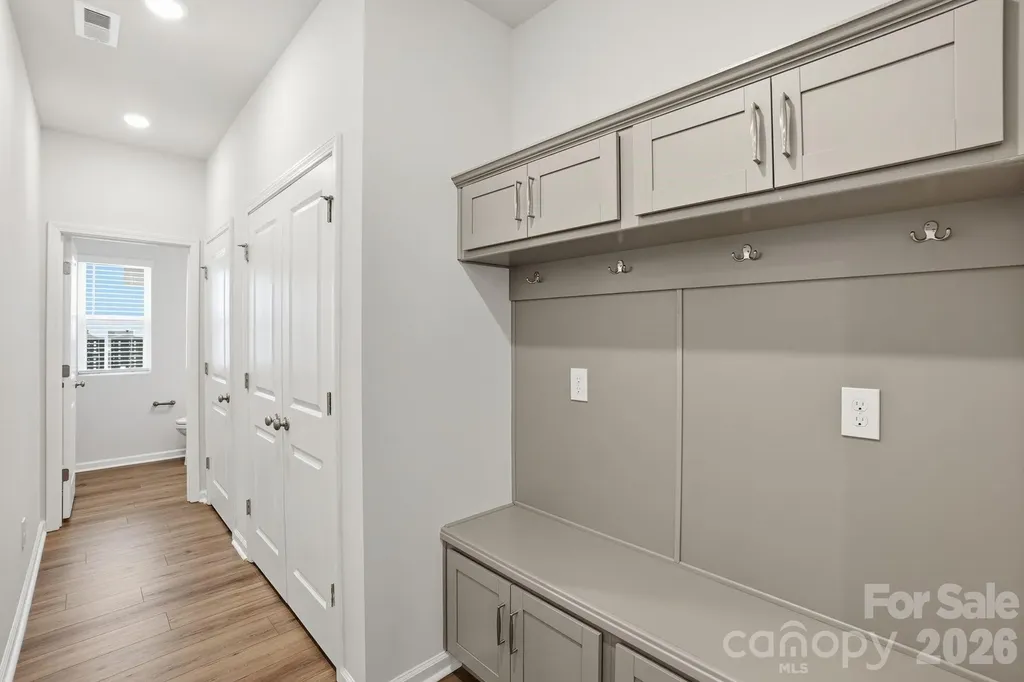 5853 Tuckaseegee Road Charlotte NC 28208