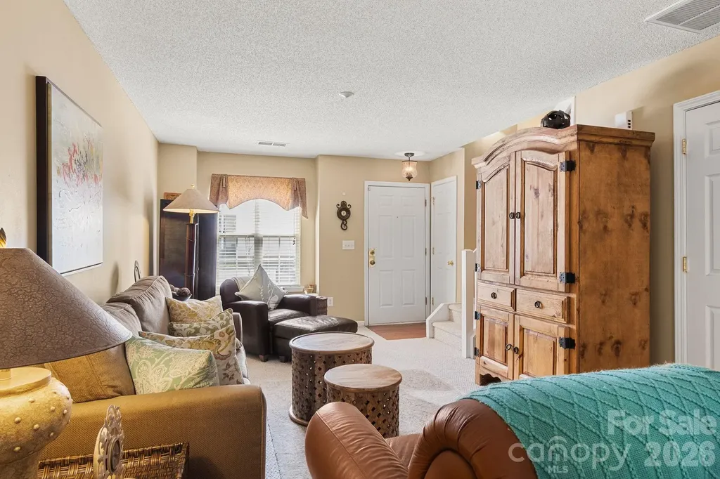 11549 Retriever Way Charlotte NC 28269