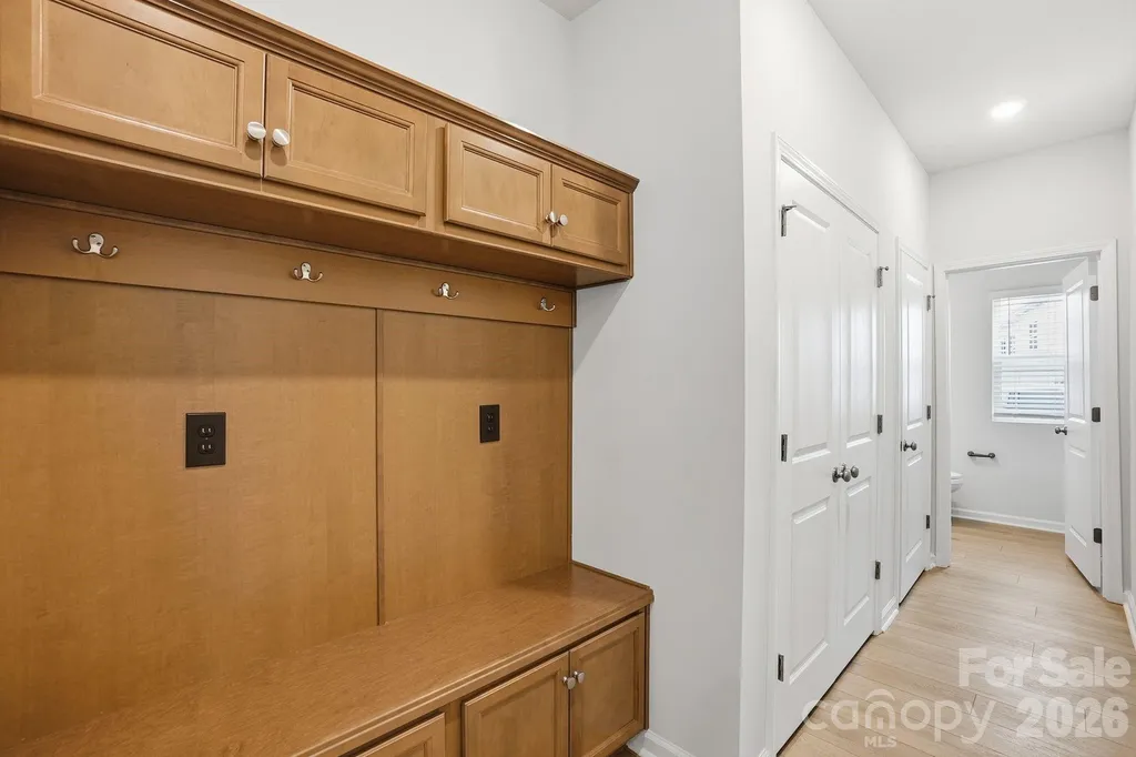 5847 Tuckaseegee Road Charlotte NC 28208