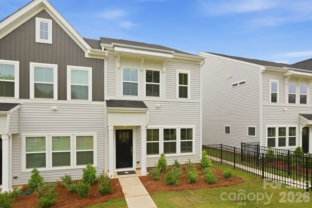 5847 Tuckaseegee Road Charlotte NC 28208