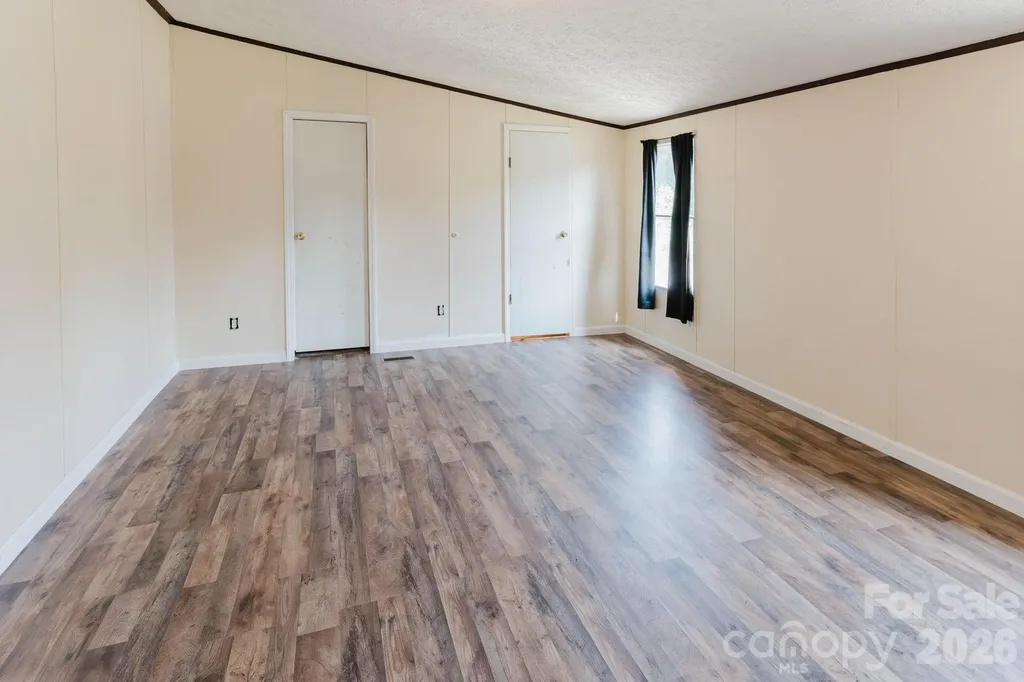 308 Forest Hollow Drive Statesville NC 28677