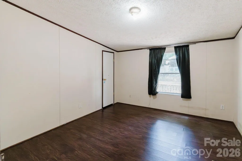 308 Forest Hollow Drive Statesville NC 28677