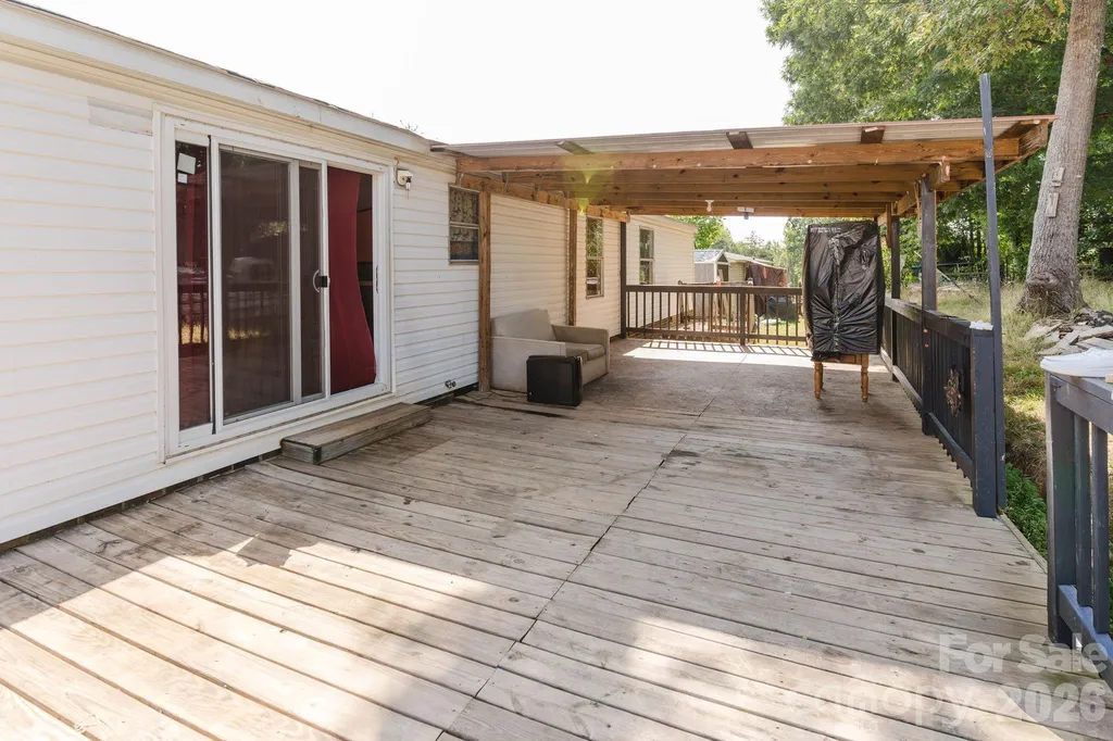 308 Forest Hollow Drive Statesville NC 28677