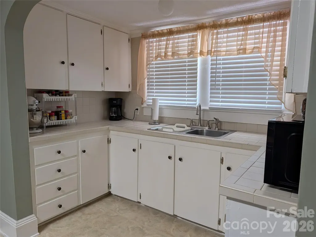 507 E 10th Street Kannapolis NC 28083