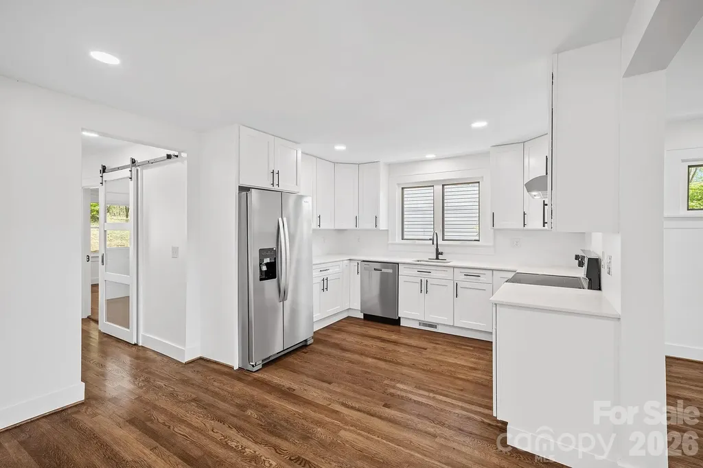 154 Laurel Loop Asheville NC 28806