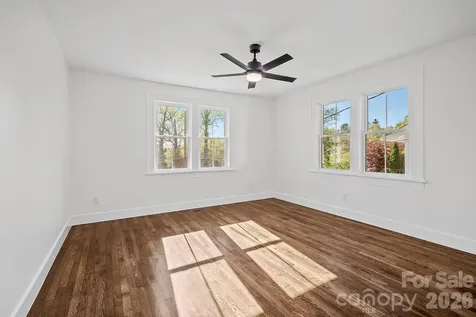 154 Laurel Loop Asheville NC 28806