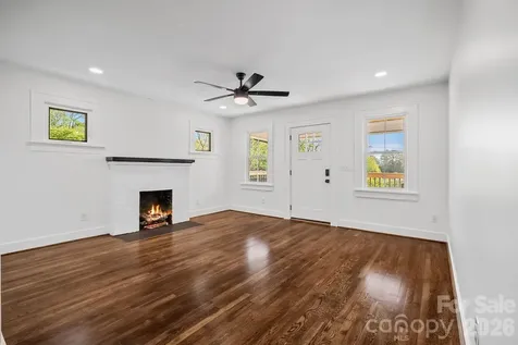 154 Laurel Loop Asheville NC 28806