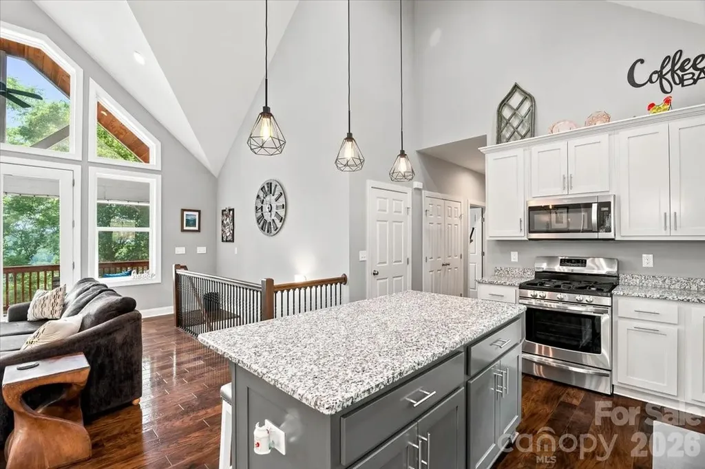 204 Mostert Drive Asheville NC 28804