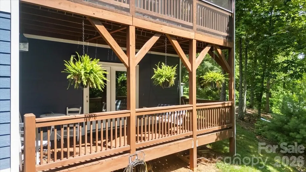 204 Mostert Drive Asheville NC 28804