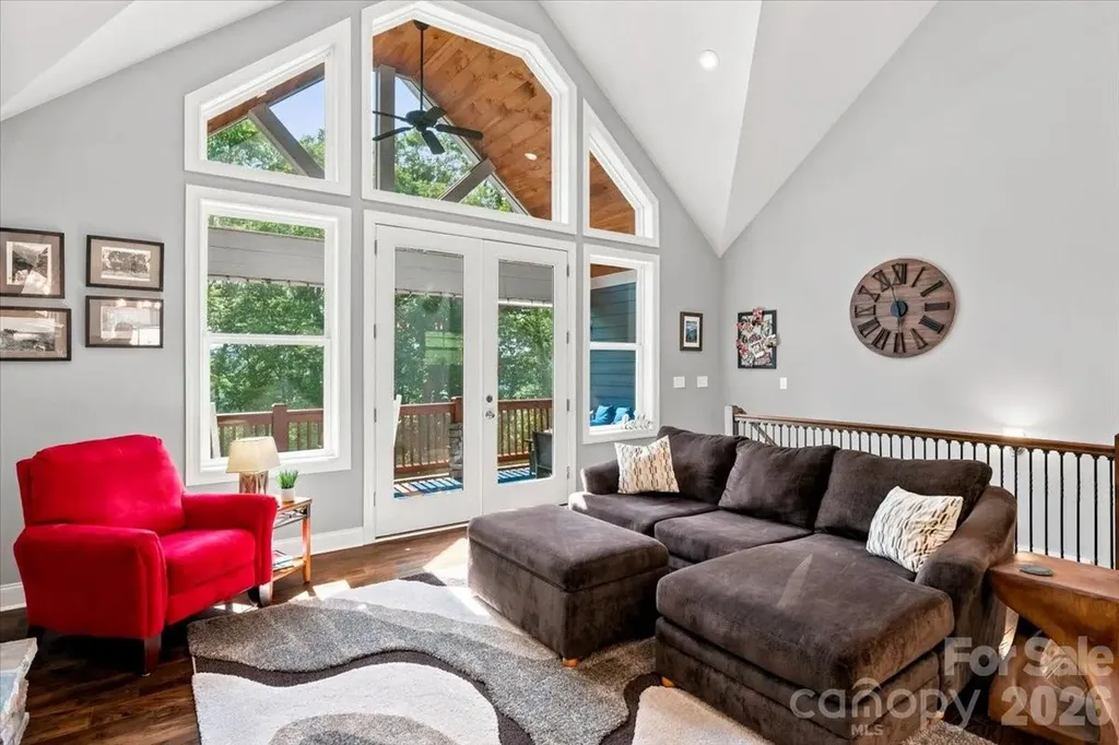204 Mostert Drive Asheville NC 28804