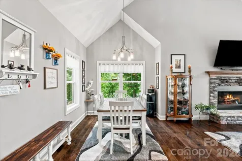 204 Mostert Drive Asheville NC 28804