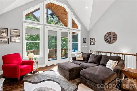 204 Mostert Drive Asheville NC 28804