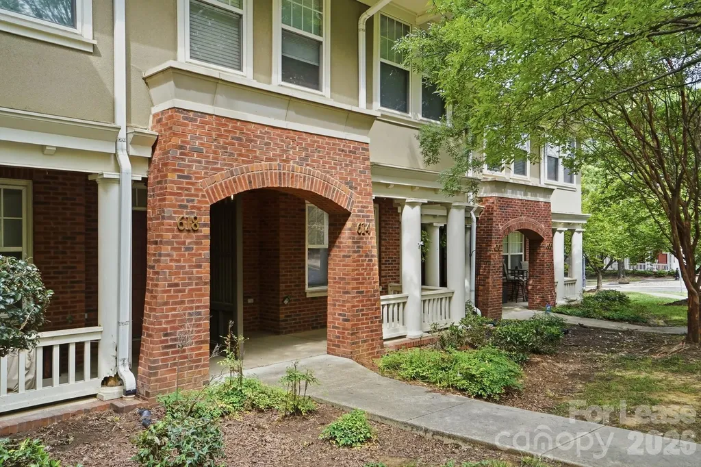614 E 9th Street Charlotte NC 28202