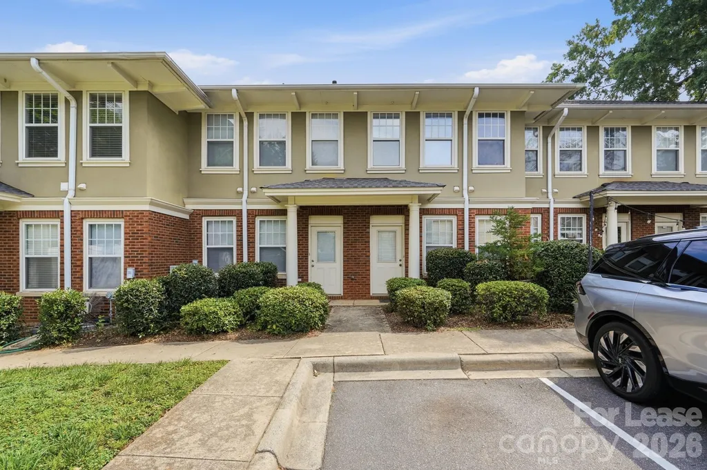 614 E 9th Street Charlotte NC 28202