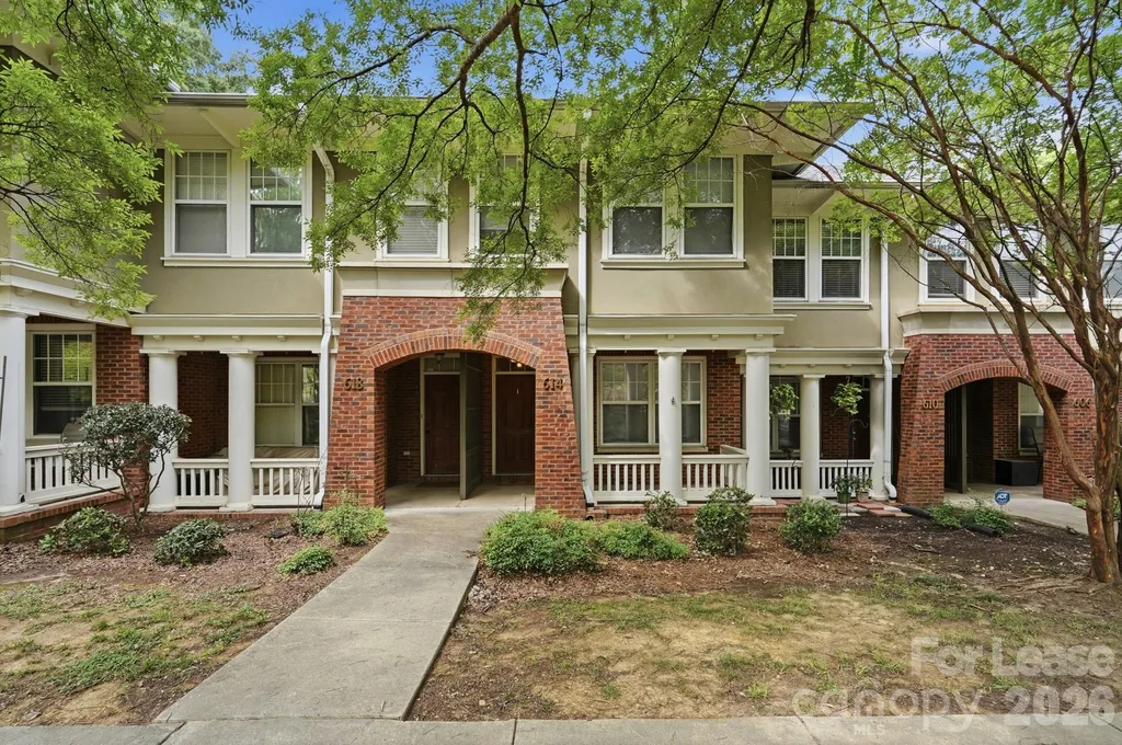 614 E 9th Street Charlotte NC 28202